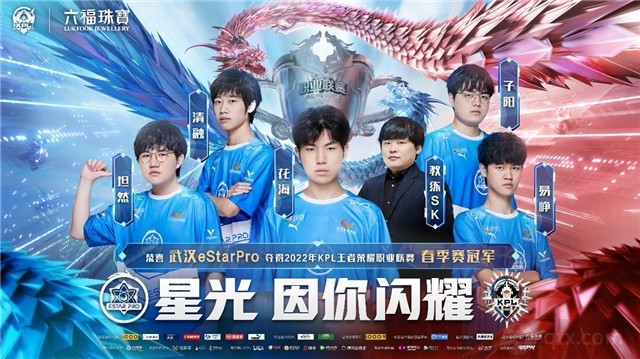 在安菲尔德 在安菲尔德